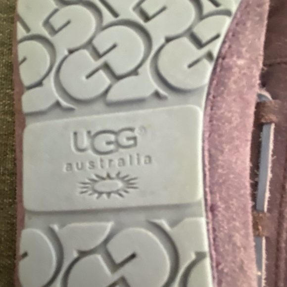 Ugg Australia Girls Sz 1 Purple Leather Lined Mocassin Slippers - Picture 13 of 16